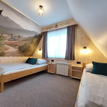 Krystyna I Andrzej Lukaszczyk Z Widokiem Na Gory I Stacje Narciarska *