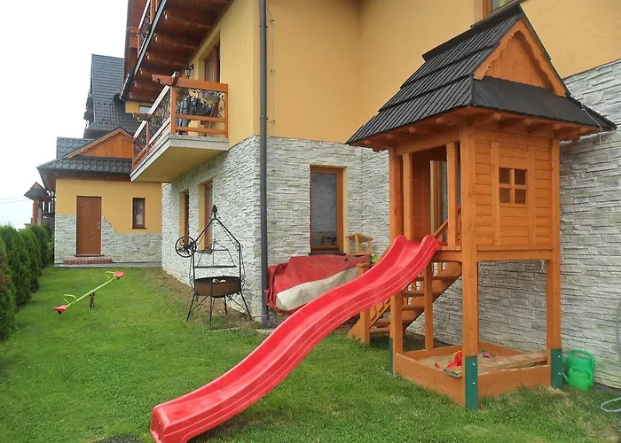 Krystyna I Andrzej Lukaszczyk Z Widokiem Na Gory I Stacje Narciarska Ciche Małe